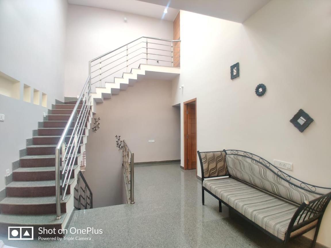 Nandan Home Stay Мисор Екстериор снимка