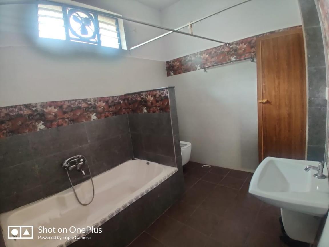 Nandan Home Stay Мисор Екстериор снимка