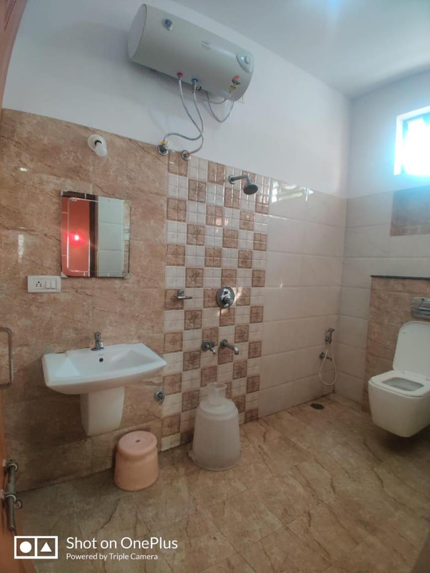Nandan Home Stay Мисор Екстериор снимка